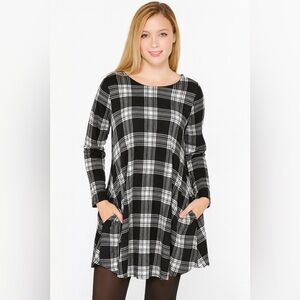 42POPS Black and White Plaid Long Sleeve Dress With Pockets Size Large